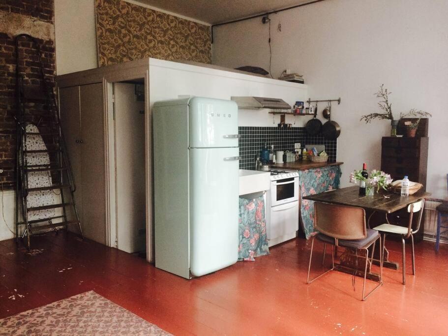 Warm And Cosy Loft In Paris With A Private Outdoor Apartment ภายนอก รูปภาพ